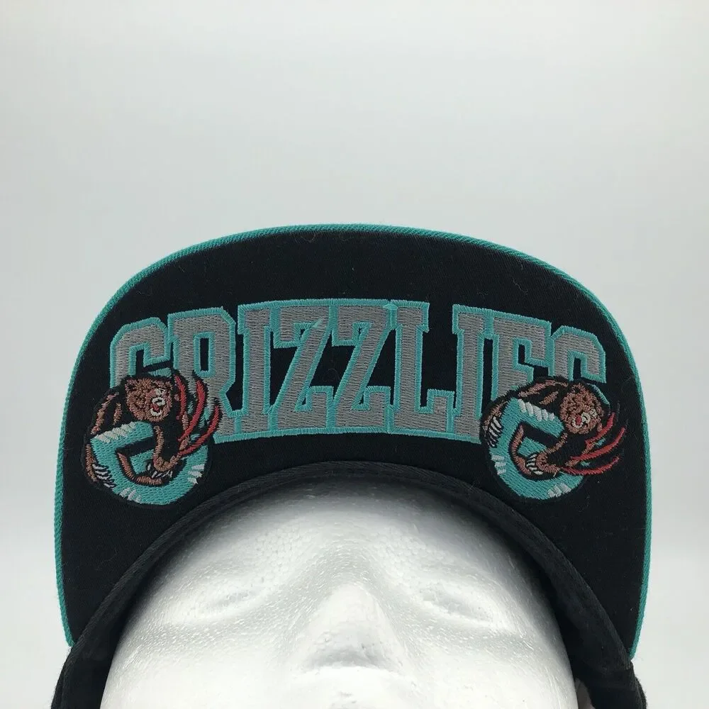 Vancouver Grizzlies Hat Cap Mitchell & Ness Embroidered NBA Snapback Black Green